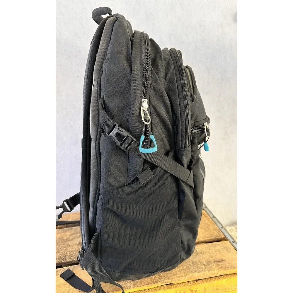 Thule Sweden Laptop Backpack Bag Black EnRoute Strut 15